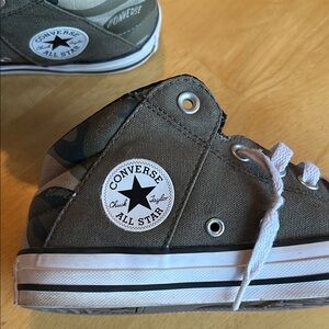 Converse Kids army green camo High-Top Sneakers